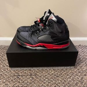Jordan retro 5 satin bred